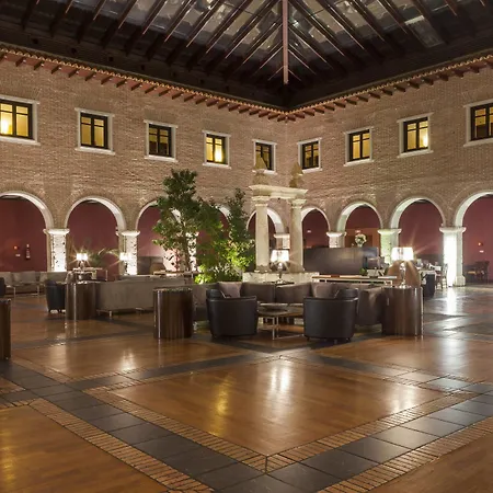 Ac Palacio De Santa Ana By Marriott فندق 5*
