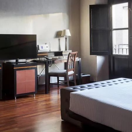 Ac Palacio De Santa Ana By Marriott فندق 5*