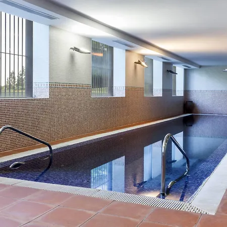 Ac Palacio De Santa Ana By Marriott فندق 5*