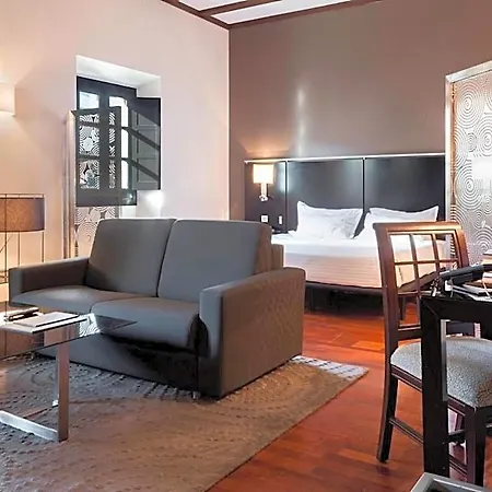 Ac Palacio De Santa Ana By Marriott