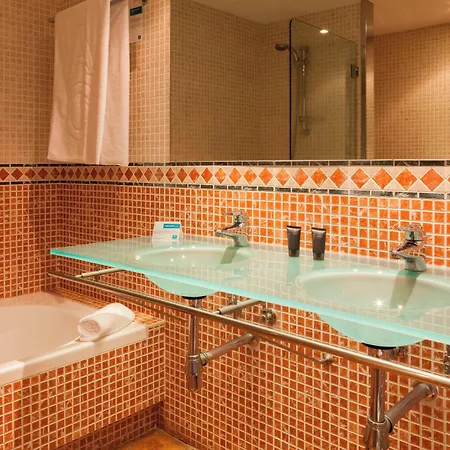 Ac Palacio De Santa Ana By Marriott 5* باياذوليد
