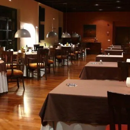 Ac Palacio De Santa Ana By Marriott
