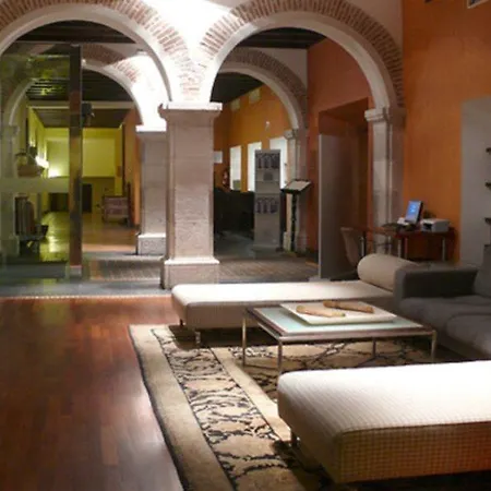 Ac Palacio De Santa Ana By Marriott