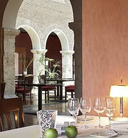 فندق Ac Palacio De Santa Ana By Marriott باياذوليد