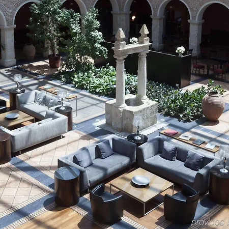 Ac Palacio De Santa Ana By Marriott Hotel