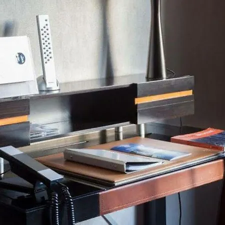 Hotel Ac Palacio De Santa Ana By Marriott 5*