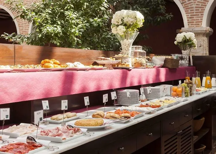 호텔 Ac Palacio De Santa Ana By Marriott