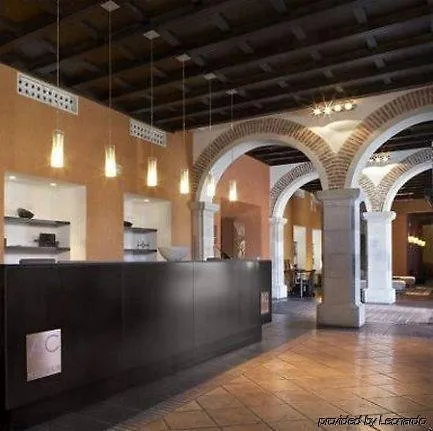 Ac Palacio De Santa Ana By Marriott 바야돌리드