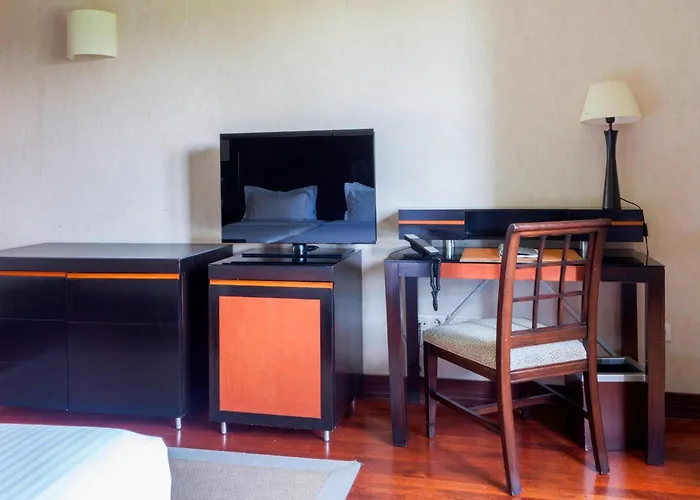 Ac Palacio De Santa Ana By Marriott 5*