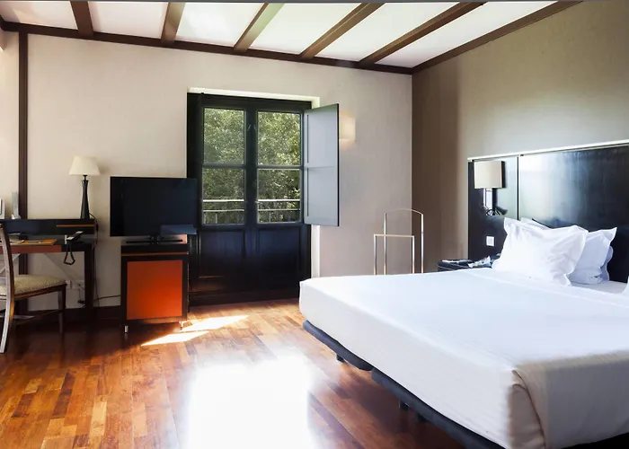 Ac Palacio De Santa Ana By Marriott 바야돌리드