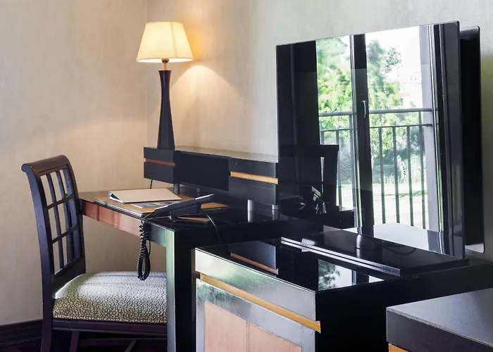 Ac Palacio De Santa Ana By Marriott 호텔 5*