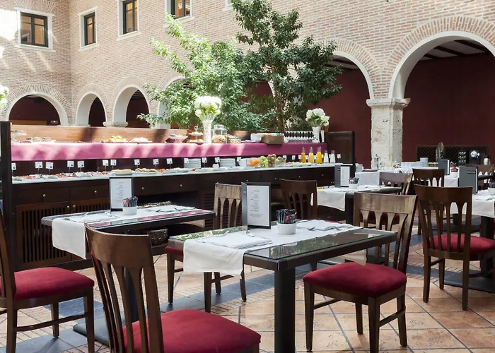 Ac Palacio De Santa Ana By Marriott 호텔 바야돌리드