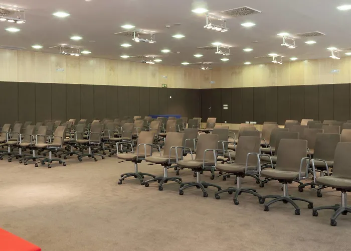 호텔 Ac Palacio De Santa Ana By Marriott 5*