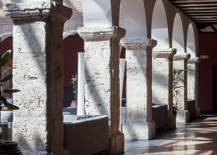 Ac Palacio De Santa Ana By Marriott