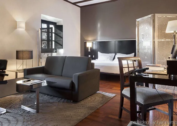 Ac Palacio De Santa Ana By Marriott 호텔 바야돌리드