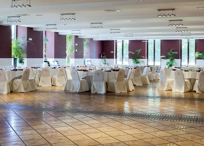 호텔 Ac Palacio De Santa Ana By Marriott 5*