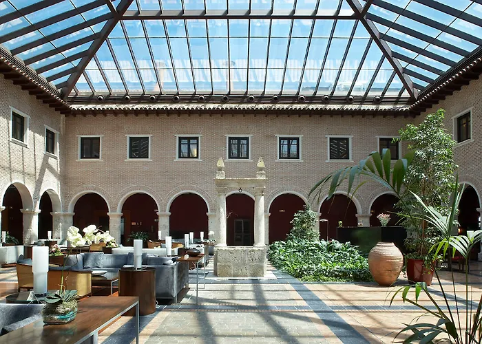 Ac Palacio De Santa Ana By Marriott